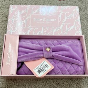 NWT Juicy Couture Lavender Quilted Clutch